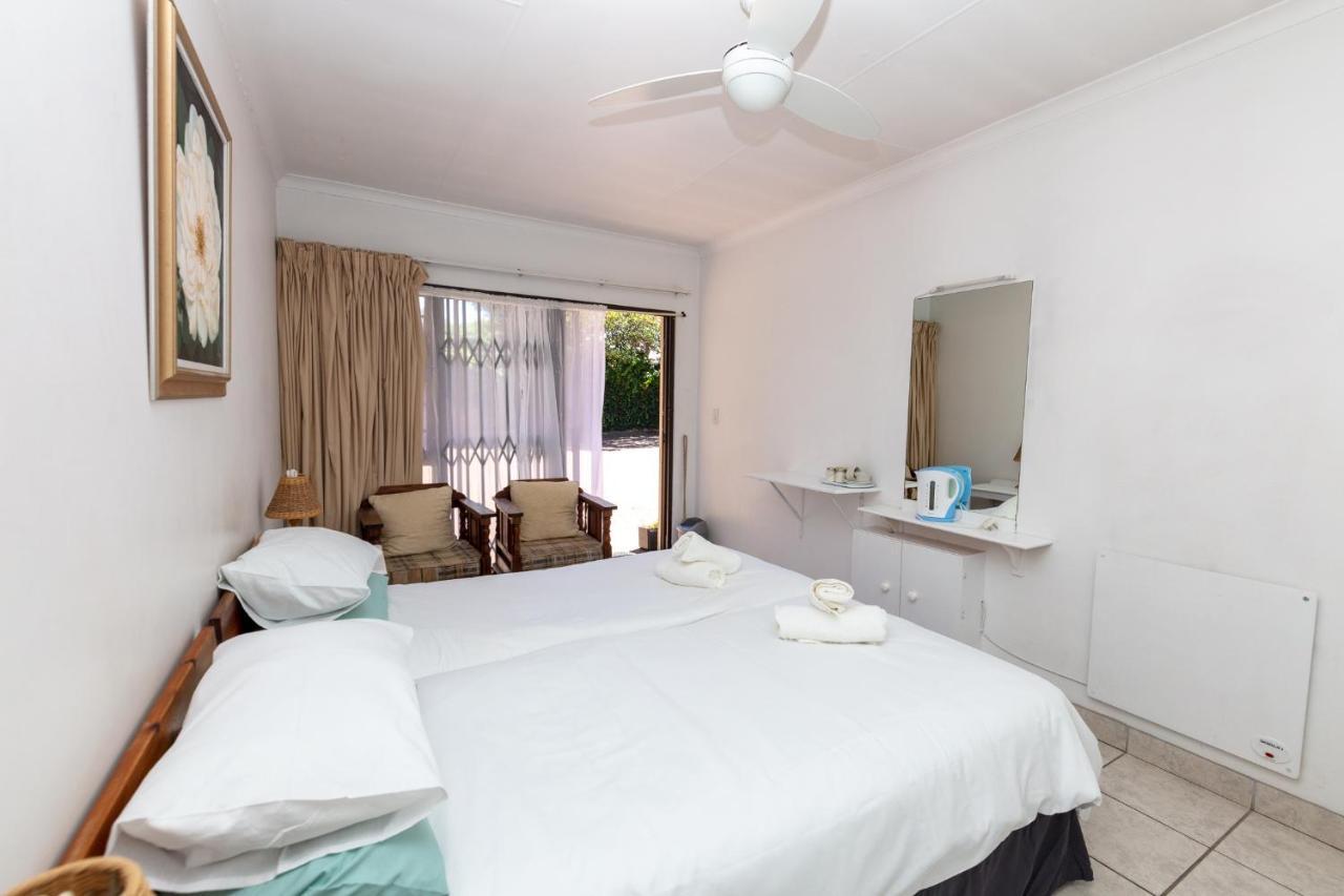 Nothando Backpackers Lodge Plettenberg Bay Eksteriør billede