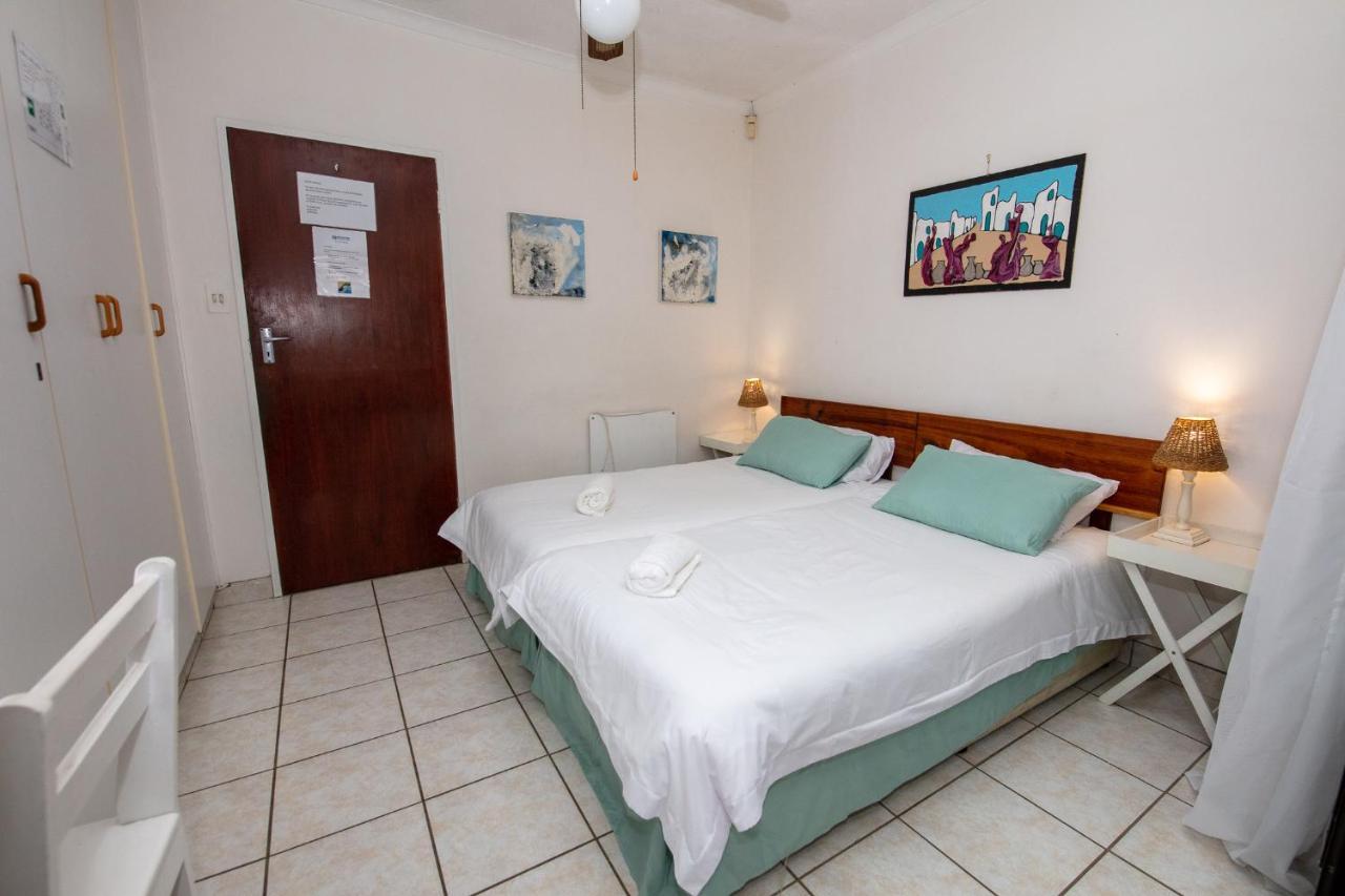 Nothando Backpackers Lodge Plettenberg Bay Eksteriør billede